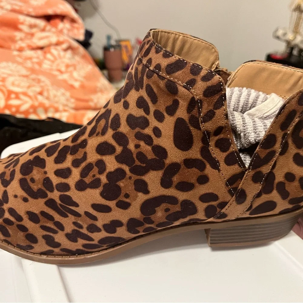 Torrid Brown Leopard Ankle Booties - Picture 4 of 15
